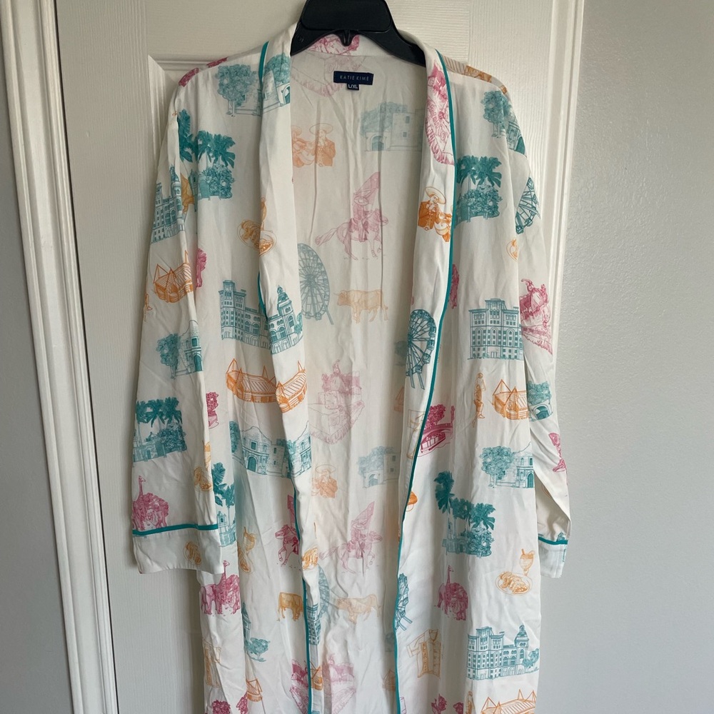 Katie Kime San Antonio Toile Robe with Tote